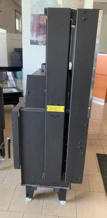 Designová teplovzdušná krbová vložka BEF THERM V 8 C, výsuvné otevírání, sklo třístranné